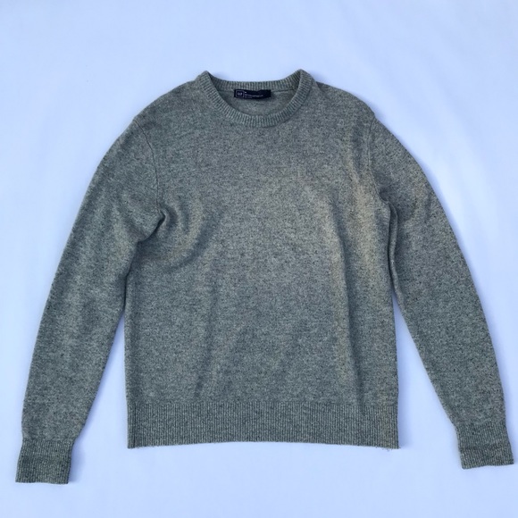 Gap Grey Wool Sweater - Picture 2 of 8